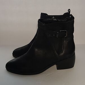 Lucca Lane Boots - Meyna Size 8